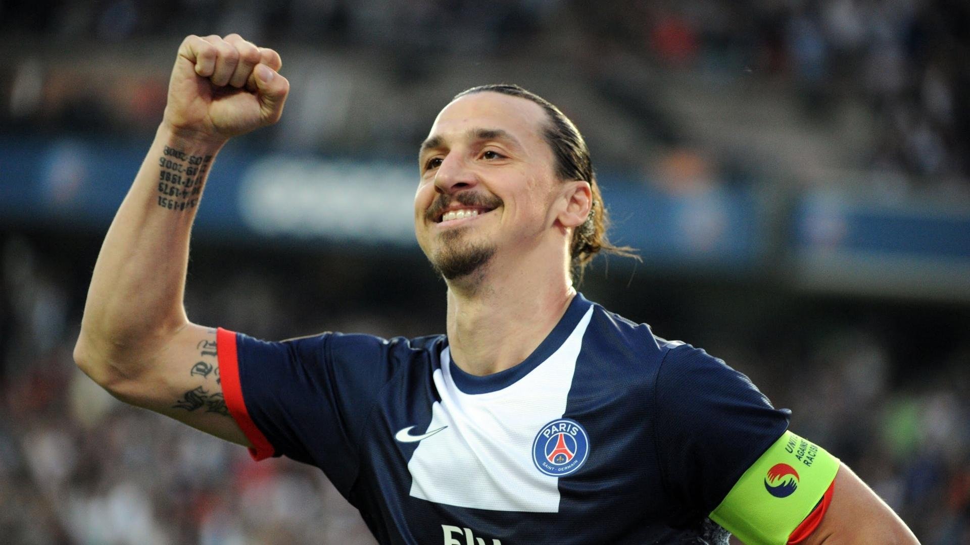 女足世界杯女性领导力展示，世界女足先生